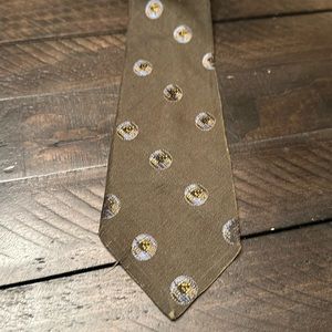 Vintage men’s Belmont Men’s Shop by Damon silk tie.